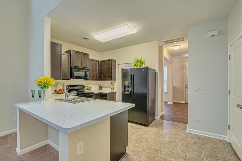 8750 Pitchfork Ln, Summerville, SC 29485