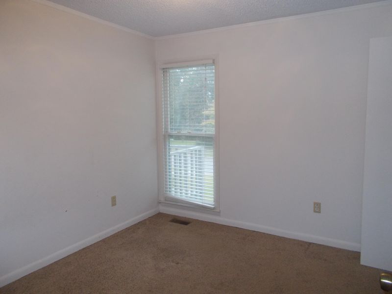 107 Sawmill Dr, Summerville, SC 29483