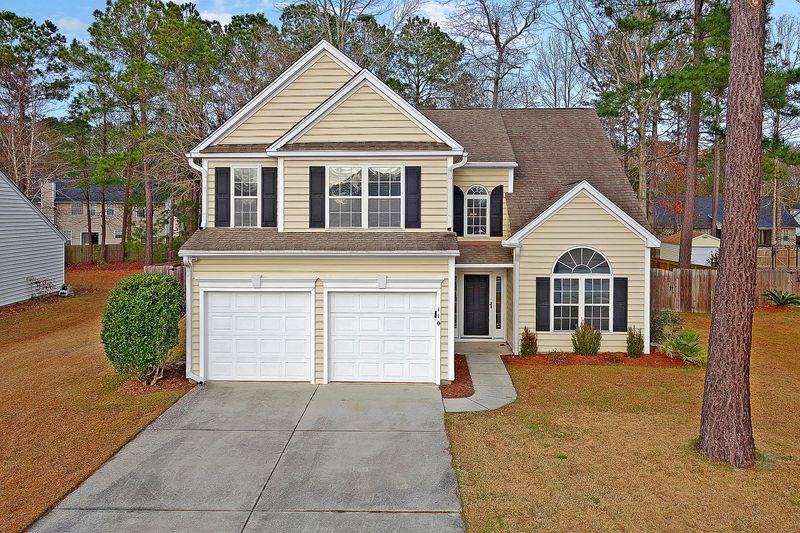 110 Thousand Oaks Cir, Goose Creek, SC 29445