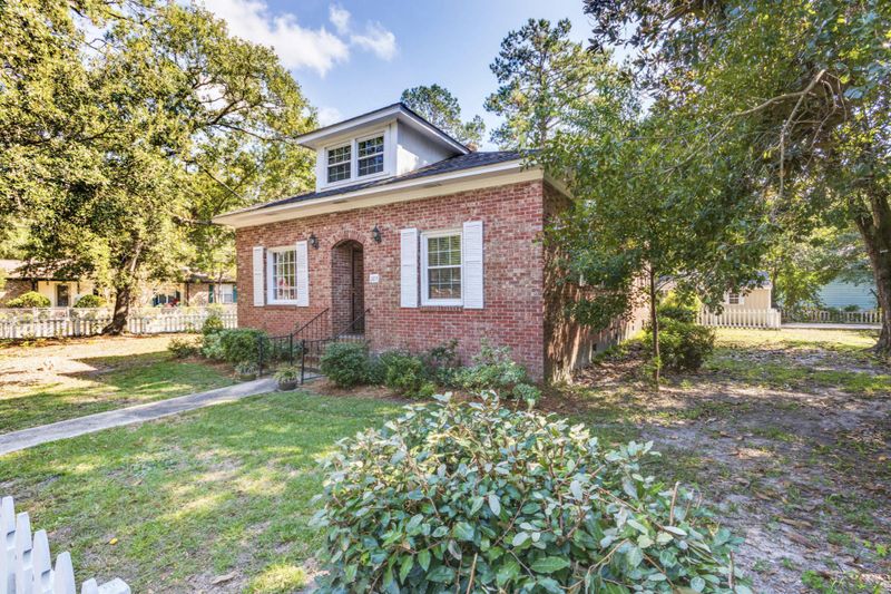 103 Congress St, Summerville, SC 29483