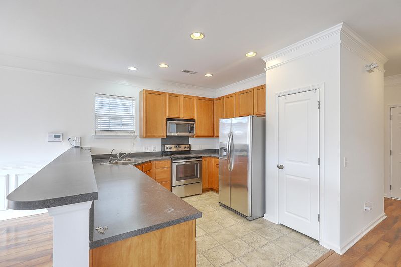 2008 Isabela Ct, Summerville, SC 29483