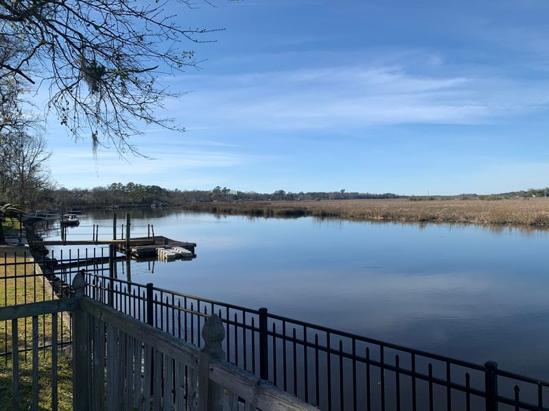 1026 Dominion Dr, Hanahan, SC 29410