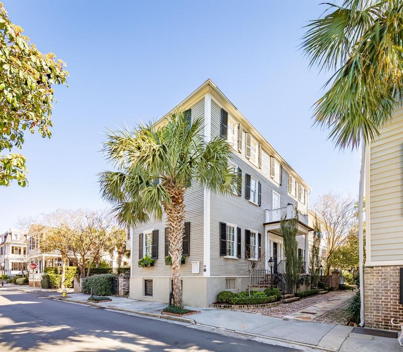 10 King St, Charleston, SC 29401