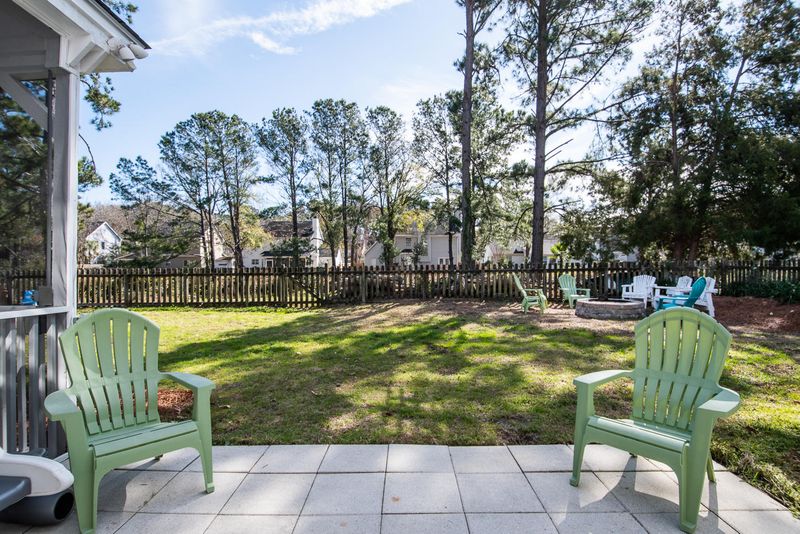 1845 Falling Creek Cir, Mount Pleasant, SC 29464