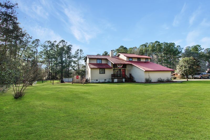 111 Chaussee Blvd, Summerville, SC 29483