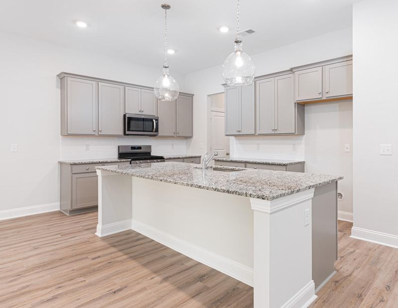 3050 Emma Ln, Mount Pleasant, SC 29466