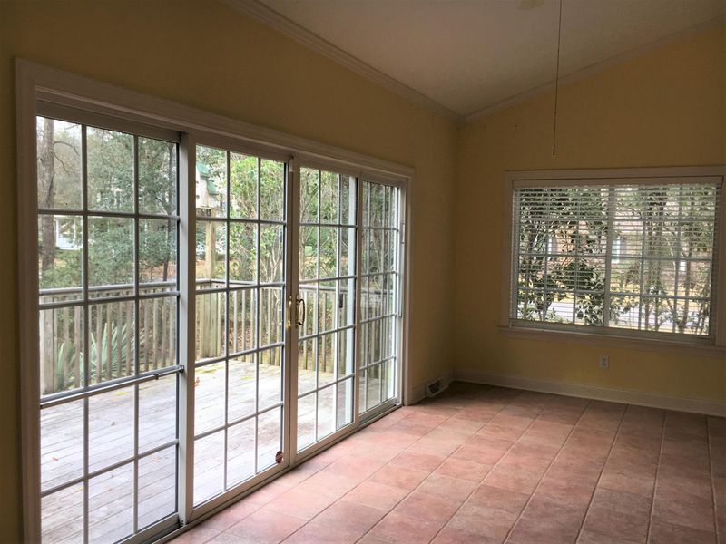 131 Waring St, Summerville, SC 29483