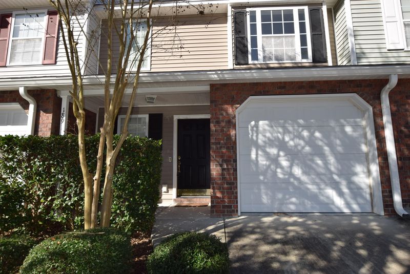 189 Darcy Ave, Goose Creek, SC 29445