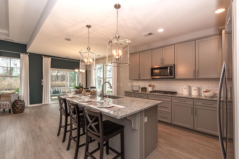 112 Coopers Hawk Dr, Summerville, SC 29483