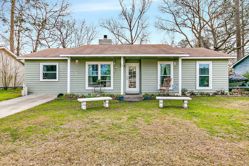 113 Carriage Ln, Summerville, SC 29486