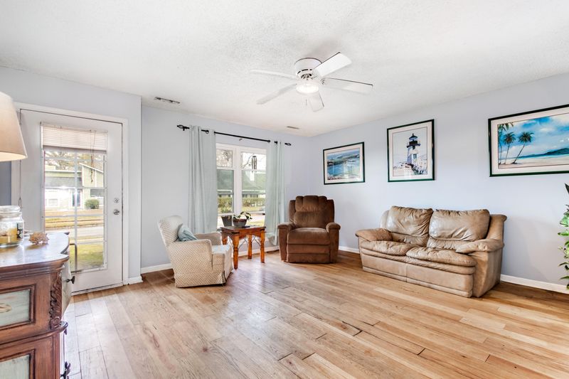 113 Carriage Ln, Summerville, SC 29486