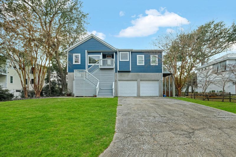 25 42nd Ave, Isle Of Palms, SC 29451