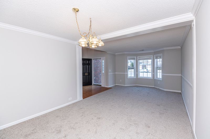 124 Dresden Dr, Goose Creek, SC 29445