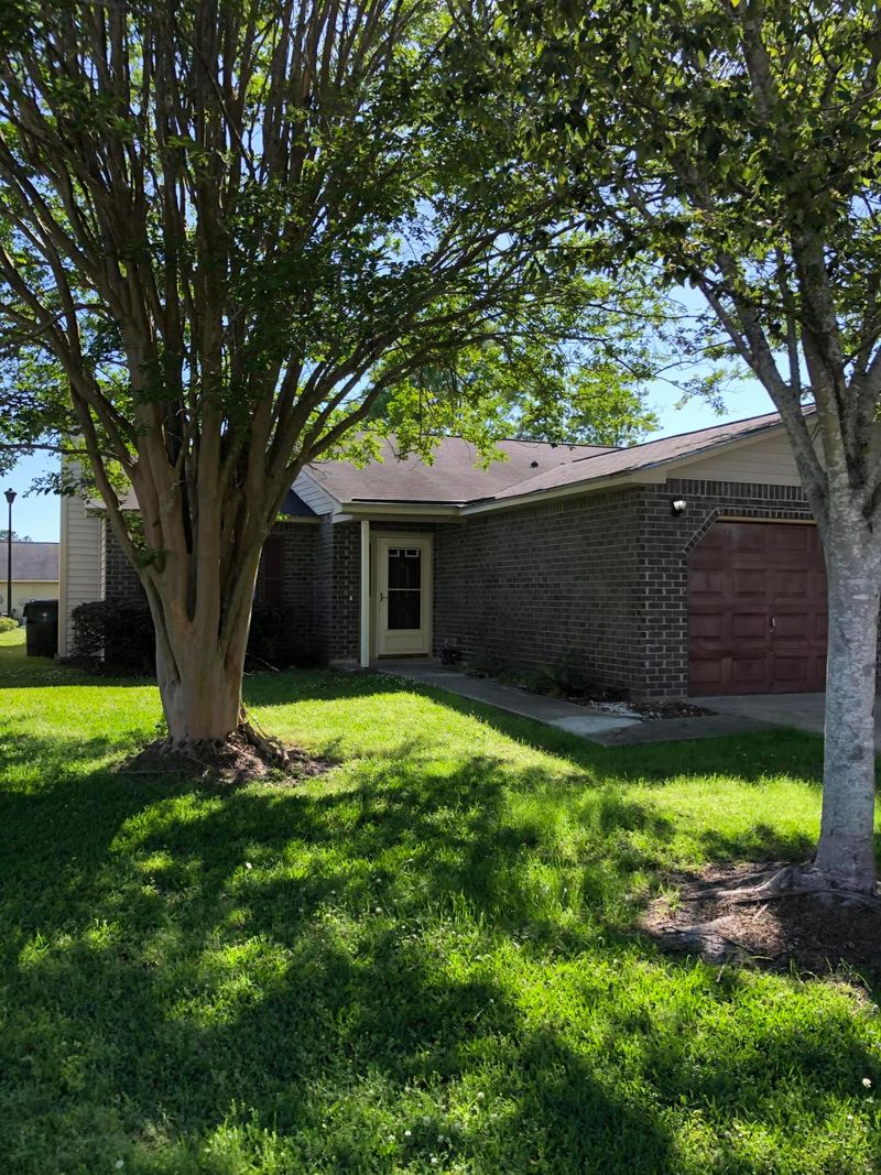 829 Winthrop St #A, Ladson, SC 29456