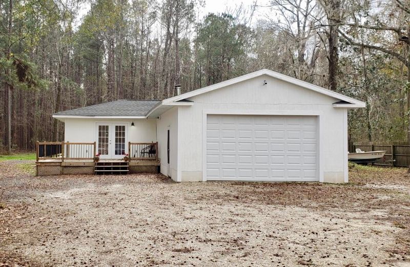 3093 Steed Creek Rd, Huger, SC 29450