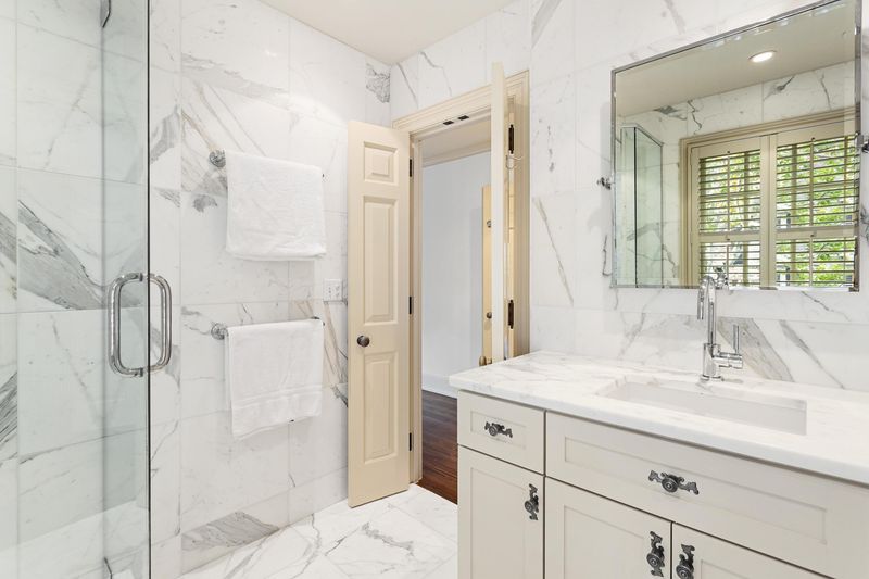 100 East Bay St, Charleston, SC 29401