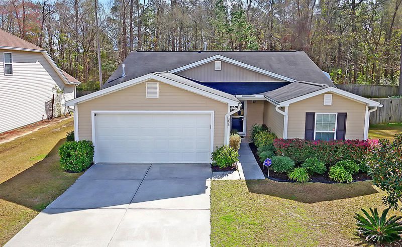1256 Woodsage Dr, Hanahan, SC 29410