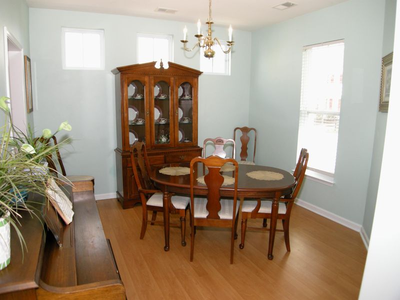 169 Avonshire Dr, Summerville, SC 29483
