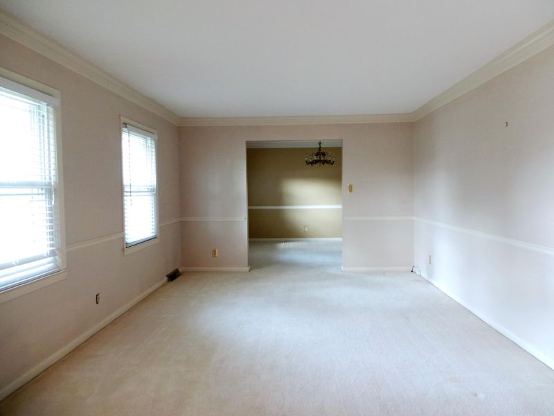 10790 Dorchester Rd, Summerville, SC 29485
