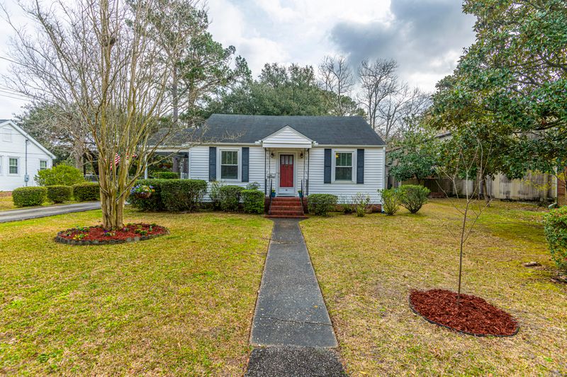 16 Avondale Ave, Charleston, SC 29407