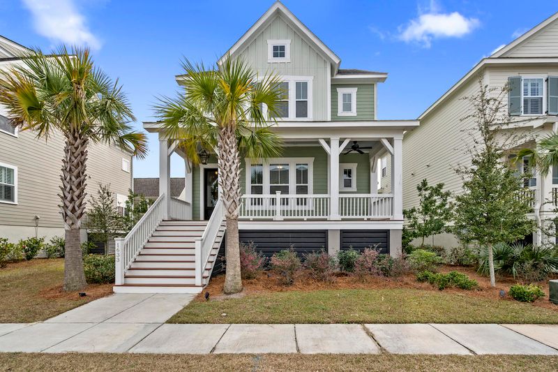 1633 Oak Leaf St, Charleston, SC 29492