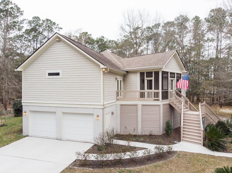 5788 Chisolm Rd, Johns Island, SC 29455