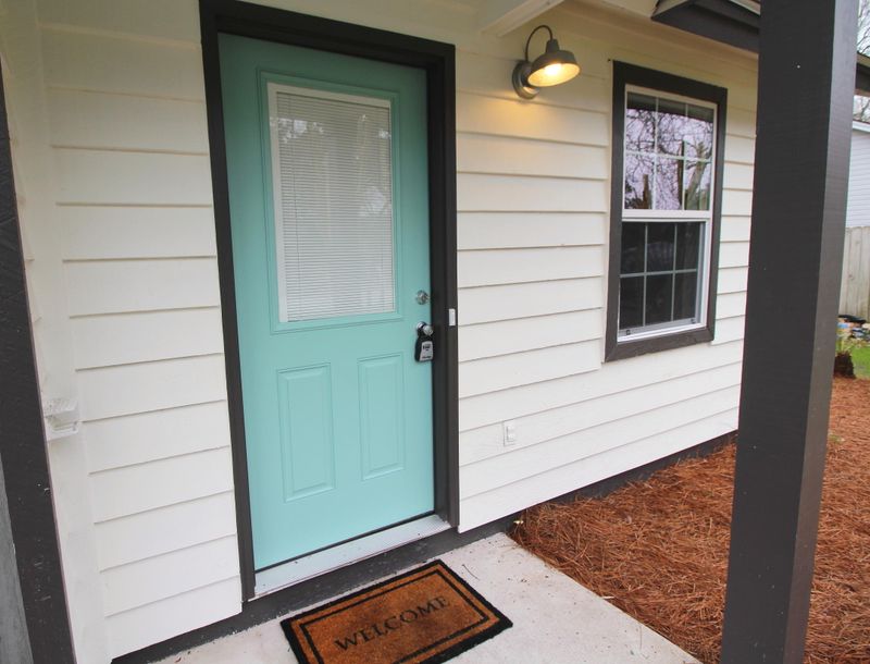 1148 Shoreham Rd, Charleston, SC 29412