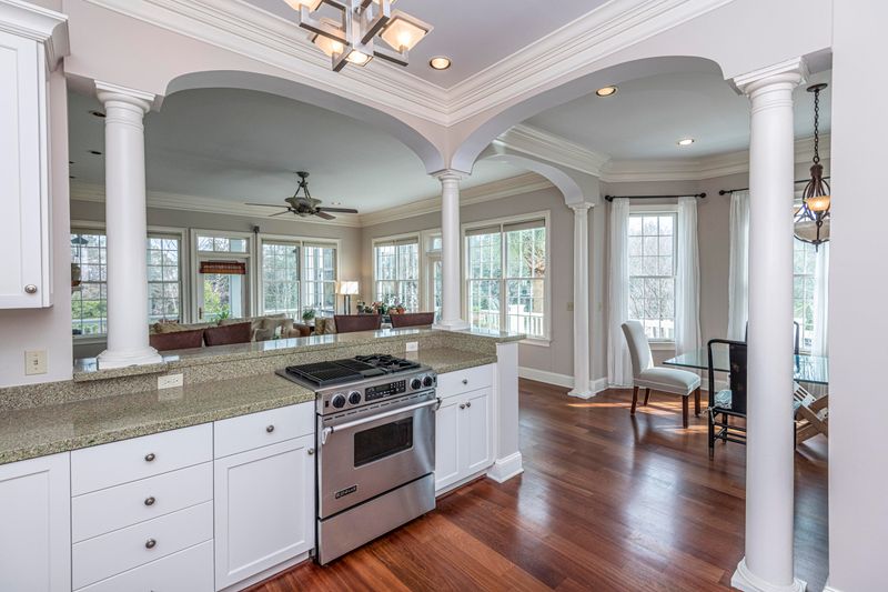 1400 Headquarters Plantation Ln, Johns Island, SC 29455