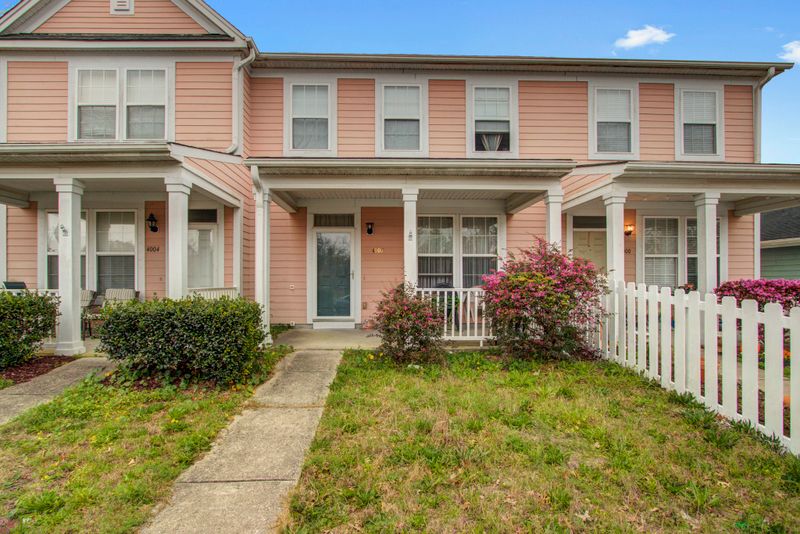 4002 Gullah Ave, North Charleston, SC 29405