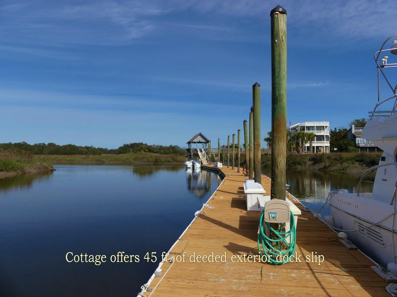 1 Island Cv, Edisto Island, SC 29438