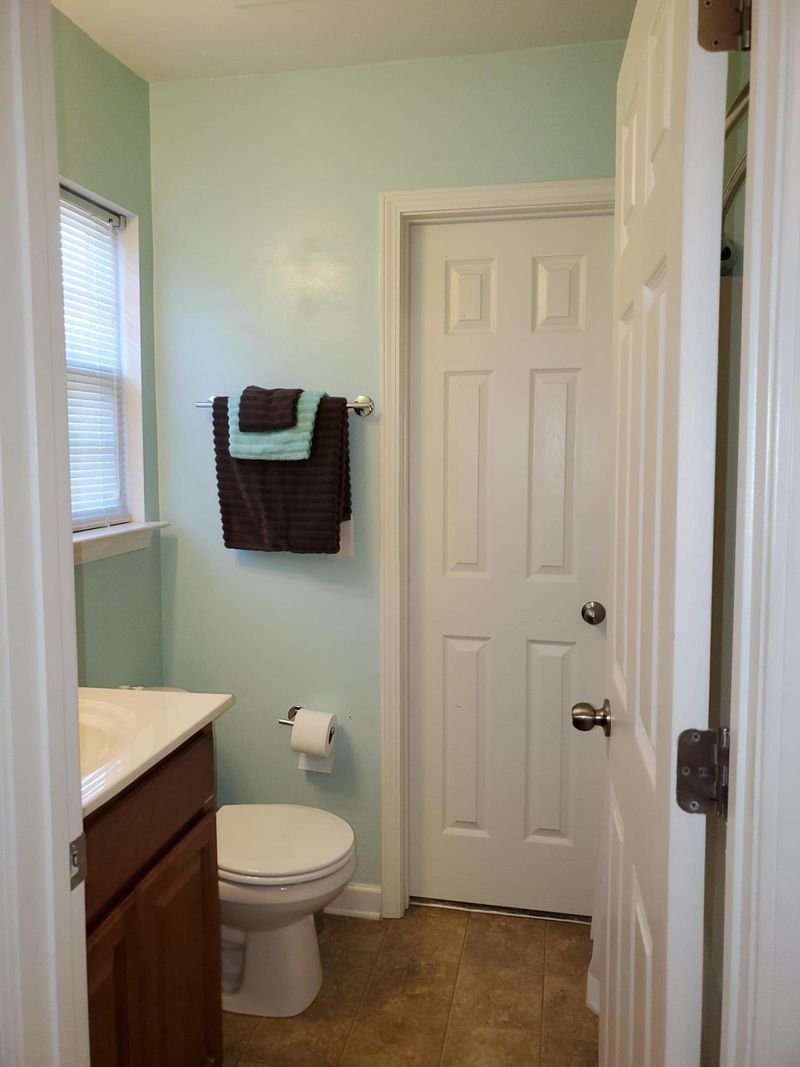 182 Blackstone Dr, Moncks Corner, SC 29461