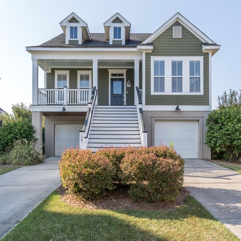 109 Sandshell Dr, Wando, SC 29492