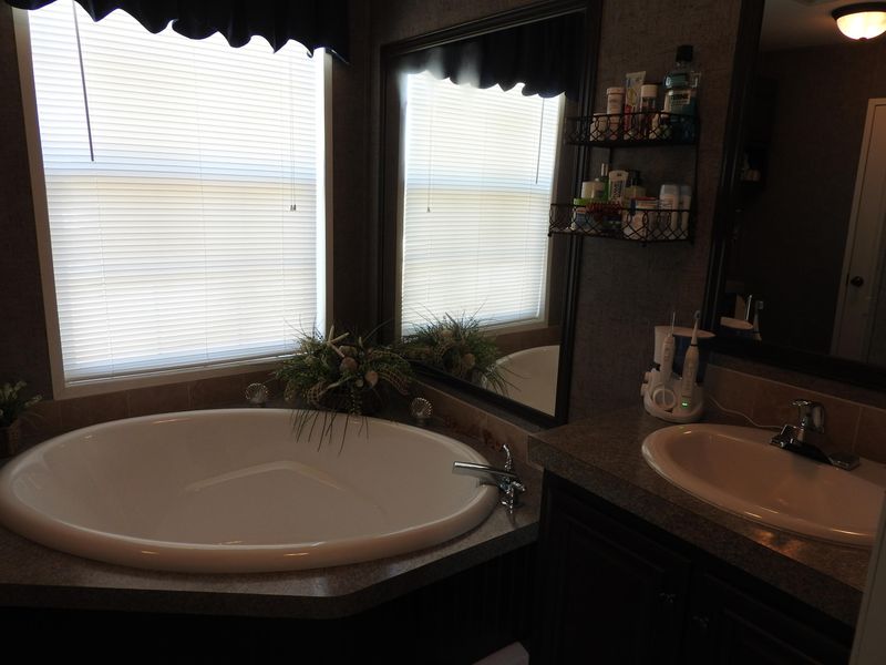 661 Hwy 174, Edisto Island, SC 29438