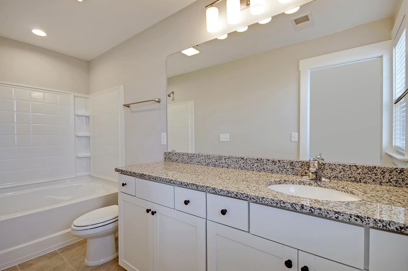 3987 Four Poles Park Dr, North Charleston, SC 29405