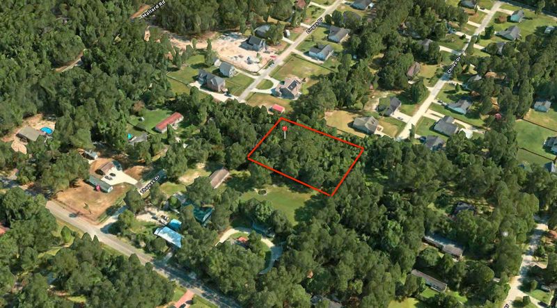 100 Thomas Dr, Summerville, SC 29483