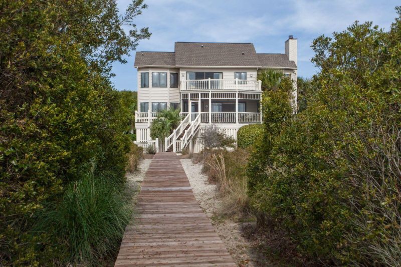 8 56th Ave, Isle Of Palms, SC 29451