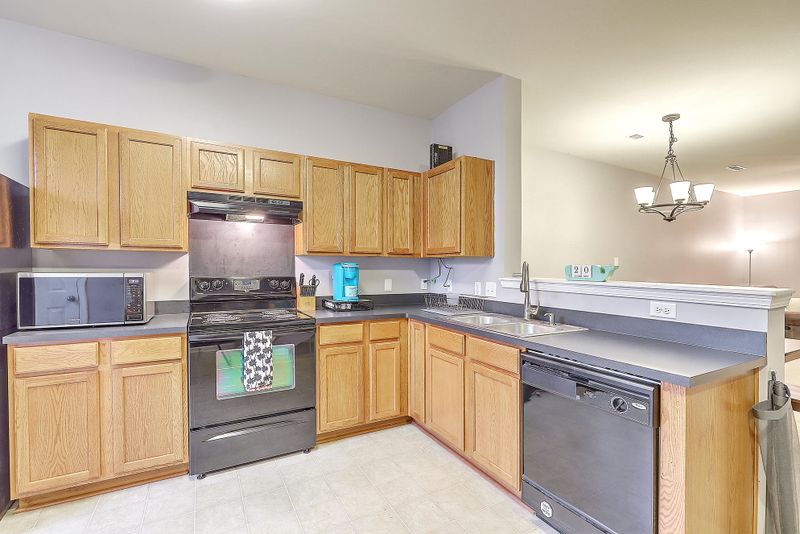 161 Woodward Rd, Goose Creek, SC 29445