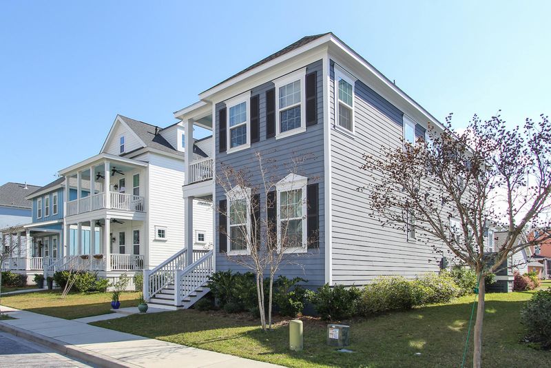1419 Eutaw Battalion Dr, Charleston, SC 29412