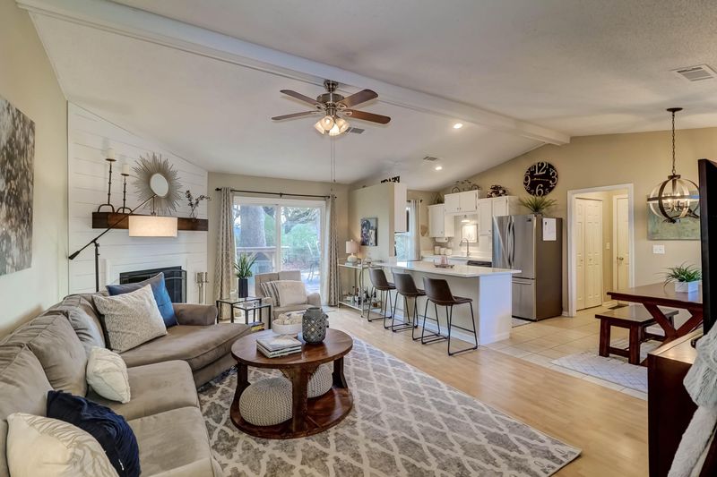 1682 Nantahala Blvd, Mount Pleasant, SC 29464