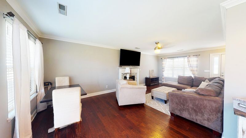 113 Round Table Ln, Goose Creek, SC 29445