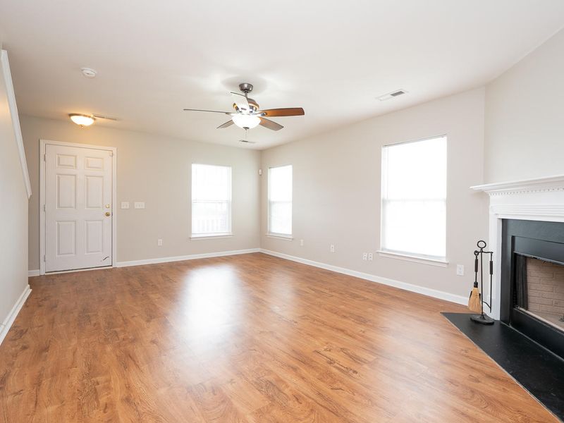 253 Border Rd, Goose Creek, SC 29445