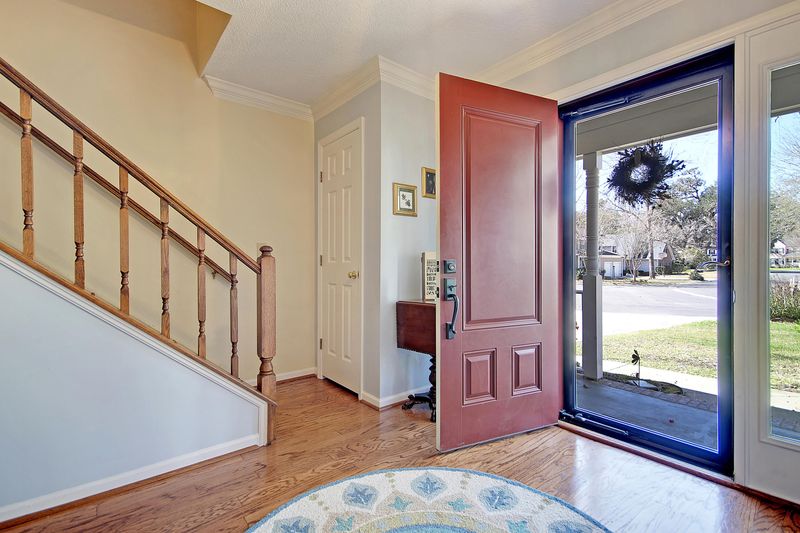 8133 Scottswood Dr, North Charleston, SC 29418