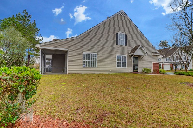 121 Greyson Cir, Goose Creek, SC 29445