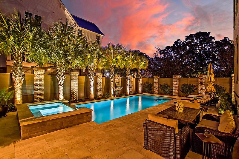 1335 Smythe St, Charleston, SC 29492