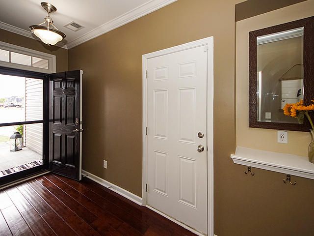 8072 Ronda Dr, Charleston, SC 29406
