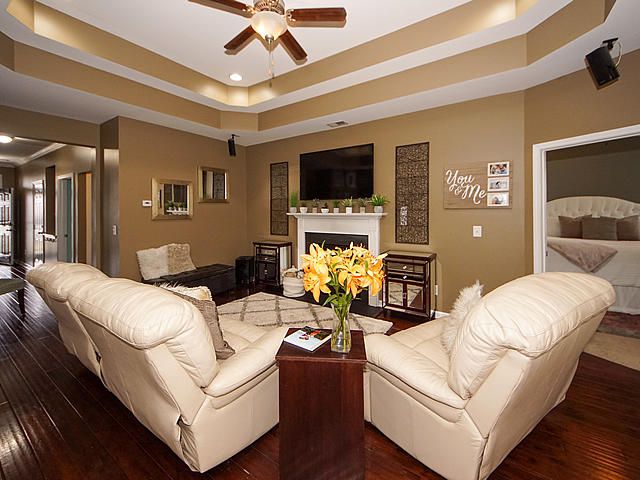8072 Ronda Dr, Charleston, SC 29406