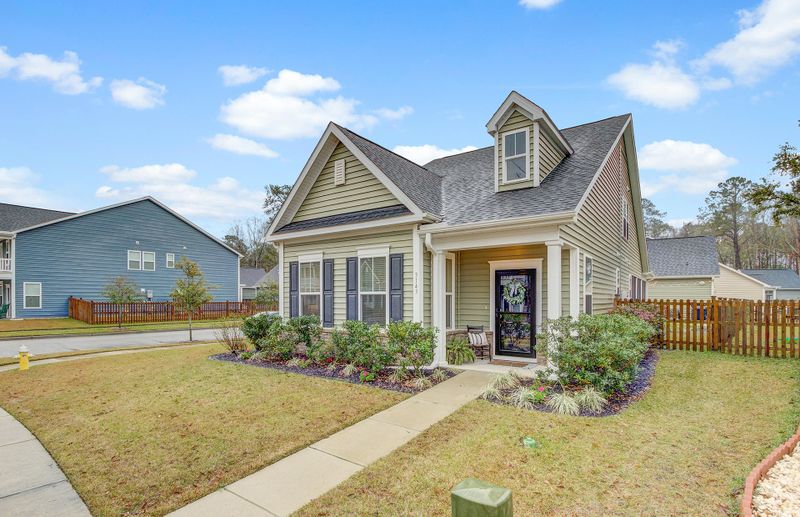 3143 Moonlight Dr, Charleston, SC 29414
