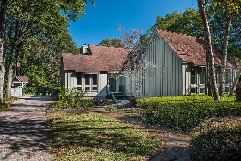 744 Pitt St, Mount Pleasant, SC 29464
