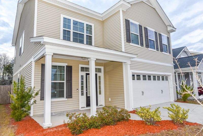 224 Palmetto Walk Dr, Summerville, SC 29486