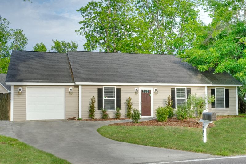 1240 Secessionville Rd, Charleston, SC 29412